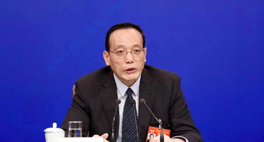 经济学家刘世锦：现阶段消费不足，是结构性偏差问题 