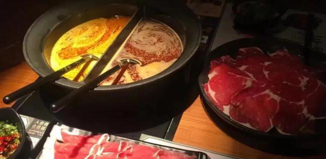 年亏4亿，呷哺集团急了？湊湊猛关73店后试水自助，却被吐槽：上菜慢玩不起