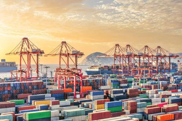 破万亿，史无前例 