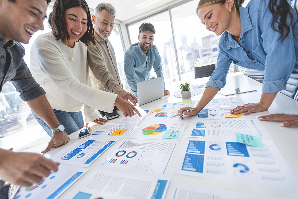 OpenAI宣布获得1100亿美元新投资，英伟达、软银分别注资300亿美元 