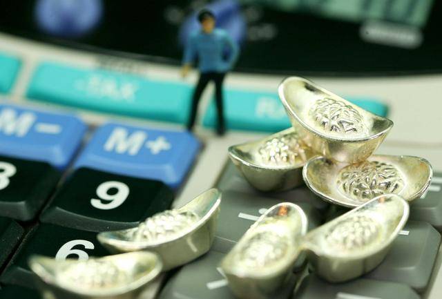 深度｜透视白银LOF事件：当金融产品成为社交爆款，适当性管理如何接住流量考验 