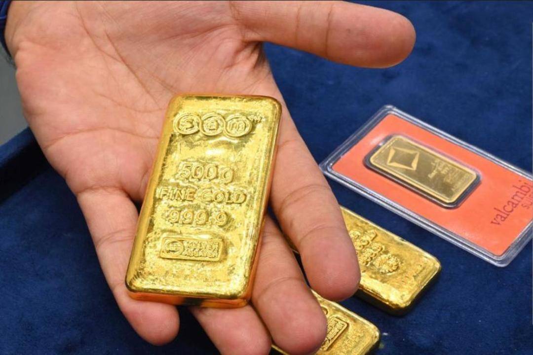 迪拜黄金打折卖？当地中国网友实探后澄清：只是黄金批发价有折扣