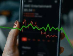 第一批养虾人已经开始卸载了！“龙虾”概念股退潮？MINIMAX跌超8% 