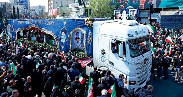 “霍尔木兹决战”，不打了 